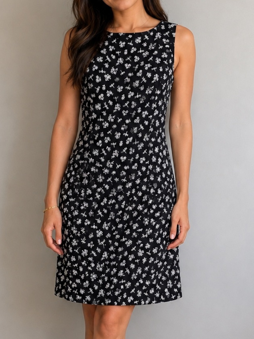 L’Officiel International Mode Black & White Floral Dragonfly Sleeveless Size 40